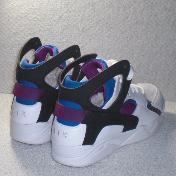Nike Air Flight Huarache PRM QS White Black Lyon Blue Berry (686203-100) s10.5 main image 5